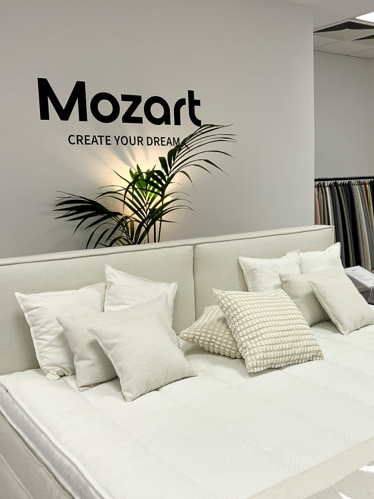 Mozart Showroom Hannover {{brizy_dc_image_alt imageSrc=